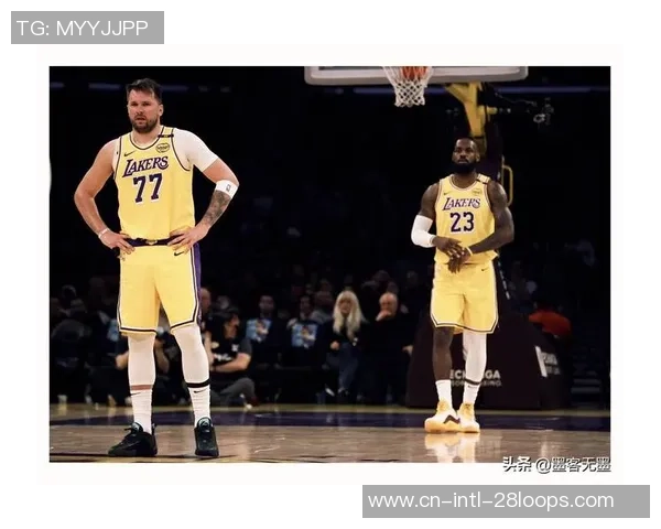 湖人对掘金首场比赛精彩回放全程视频分享与赛后分析 湖人对掘金首场比赛精彩回放全程视频分享与赛后分析